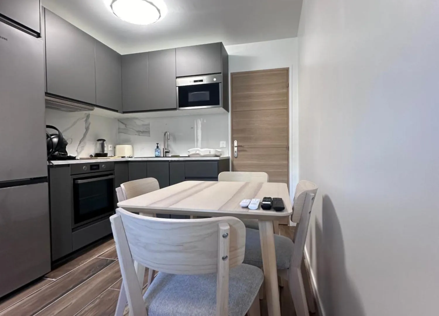 Superbe Appartement Proche Tour Eiffel パリ 0*,
