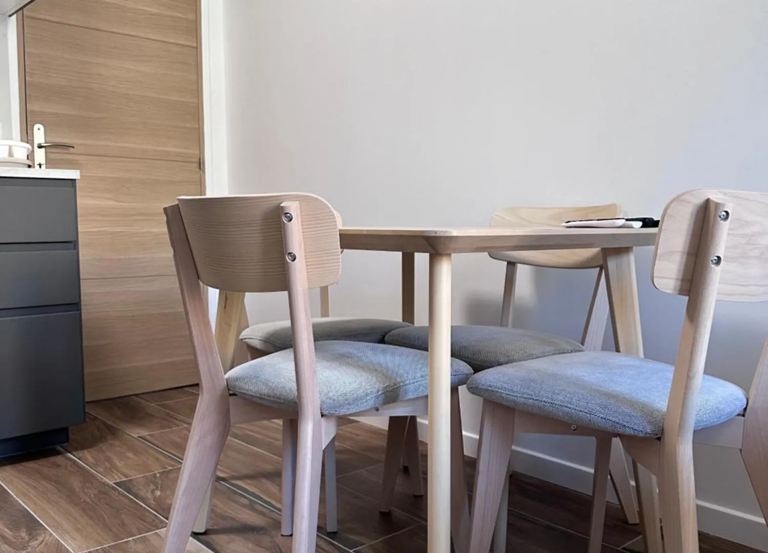 アパート Superbe Appartement Proche Tour Eiffel パリ フランス